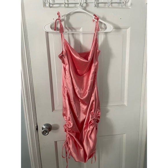 NWOT Satin Peach Mini Runched Dress - Picture 7 of 7